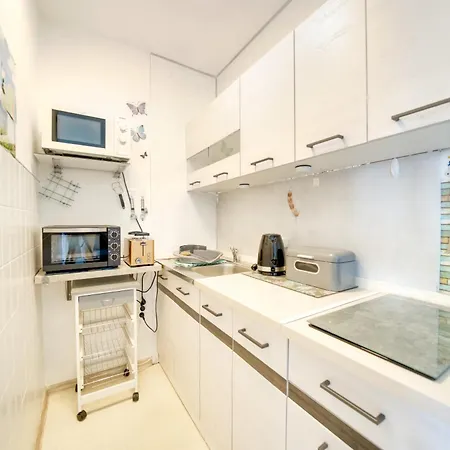 - Haus H, App 0h0201 Apartment *